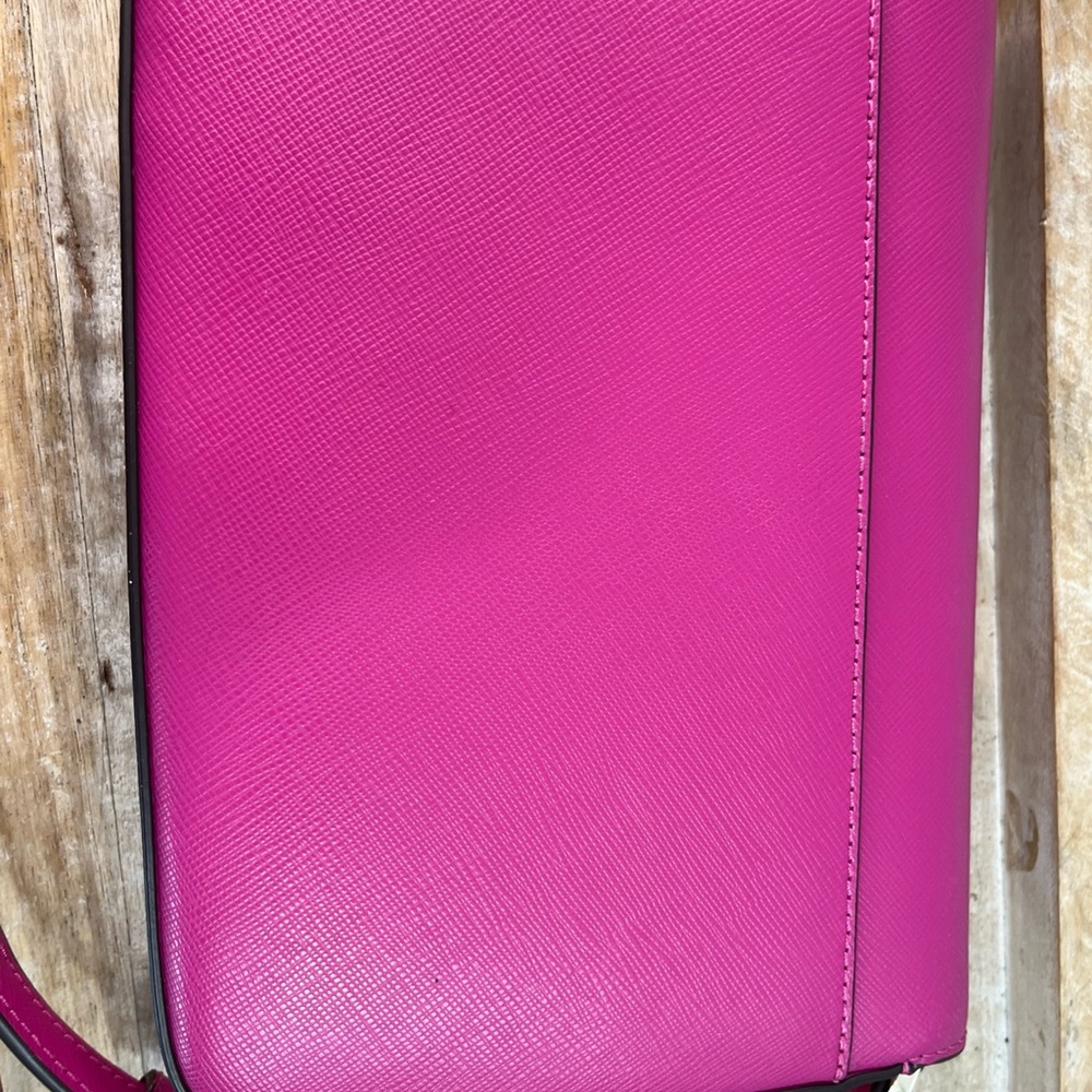 Kate Spade Sadie Envelope Crossbody Purse in Candied Plum Pink Leather - Picture 10 of 16